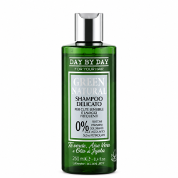Шампунь для чувствительной кожи головы Alan Jey Green Natural Delicate Shampoo