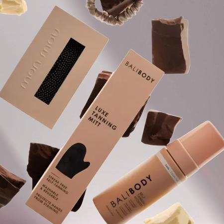 Лімітований набір для автозасмаги — Bali Body Soft Chocolate Base Limited Kit (Mon Mou)