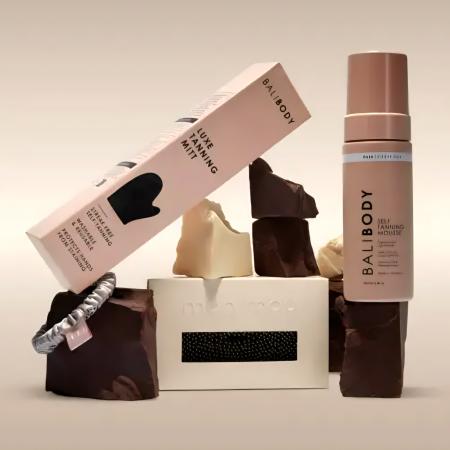 Лімітований набір для автозасмаги — Bali Body Soft Chocolate Base Limited Kit (Mon Mou)