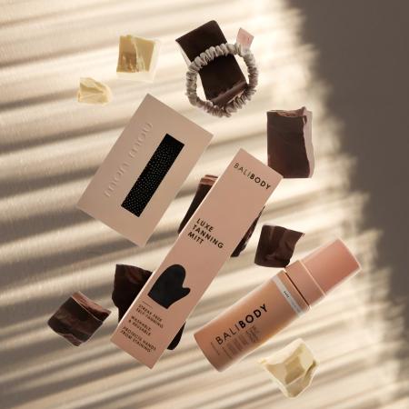 Лімітований набір для автозасмаги — Bali Body Soft Chocolate Base Limited Kit (Mon Mou)