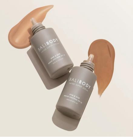 Тональна основа для обличчя з SPF30 — Bali Body Tinted Super Serum SPF30