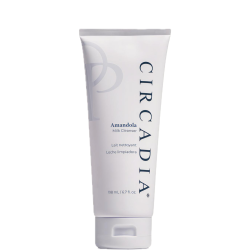 Мигдальне молочко для очищення шкіри обличчя Circadia Amandola Milk Cleanser