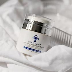 Крем для чувствительной кожи лица с розмарином Circadia Rose Ease Relief Cream