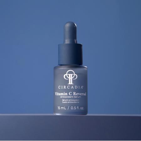 Сыворотка с витамином C для восстановления кожи лица Circadia Vitamin C Reversal Serum