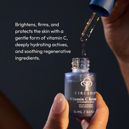 Сыворотка с витамином C для восстановления кожи лица Circadia Vitamin C Reversal Serum