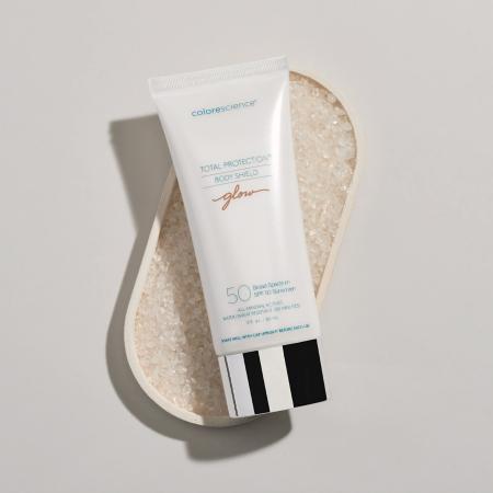 Сонцезахисний крем для тіла Colorescience Total Protection Body Shield Glow SPF 50