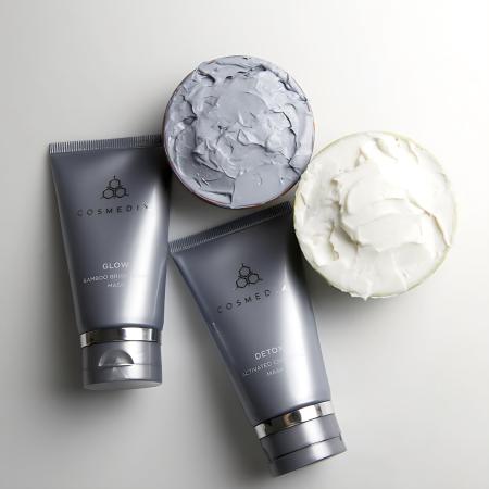 Детокс маска з активованим вугіллям COSMEDIX Detox