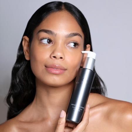 Заспокійливий засіб для очищення шкіри COSMEDIX Gentle Clean