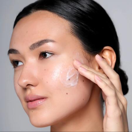 Зволожуючий крем для відновлення мікробіома шкіри — COSMEDIX Harmonize Microbiome Moisturizer