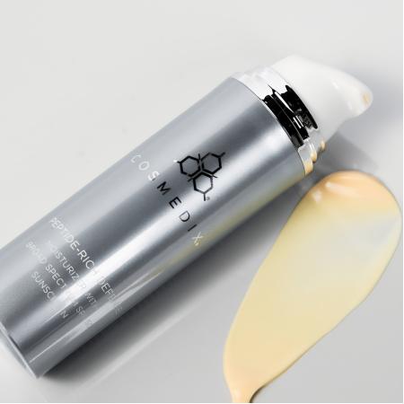 Сонцезахисний крем SPF50 COSMEDIX Peptide Rich Defense