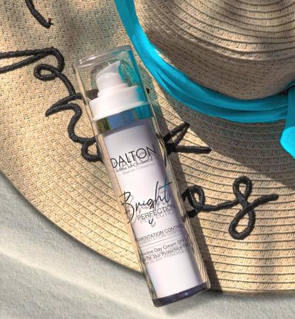 Захисний денний освітлюючий крем проти пігментації SPF 50 Dalton BRIGHT PERFECTION Anti-Pigmentation Whitening Day Cream SPF 50