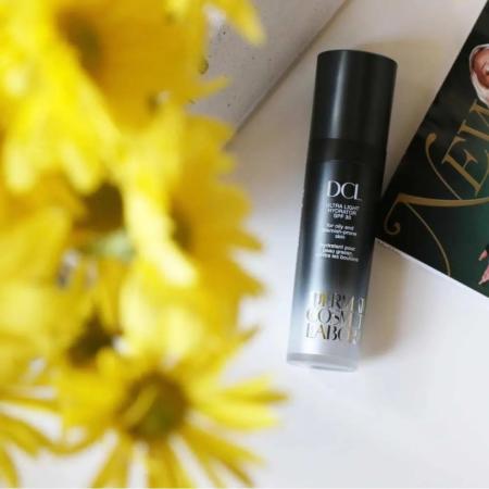 Легкий флюид для комбинированной и жирной кожи склонной к Акне DCL Ultra Light Hydrator SPF 30