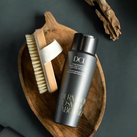 Високоефективний шампунь проти лупи й себорейного дерматиту — DCL Zoma Shampoo