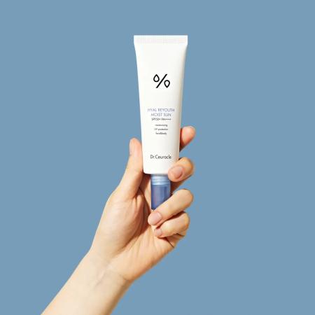 Сонцезахисний крем із гіалуроновою кислотою Dr.Ceuracle Hyal Reyouth Moist Sun SPF 50