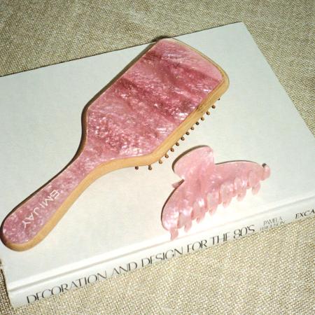 Бамбукова щітка для волосся Emi Jay Bamboo Paddle Brush in Pink Sugar