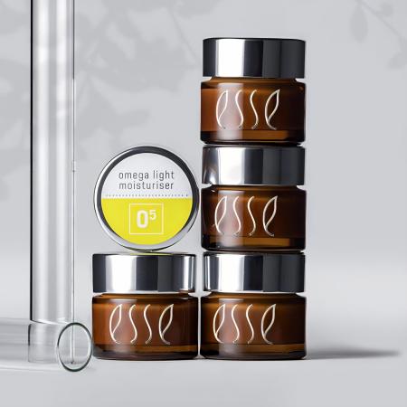 Легкое увлажняющее средство с омега жирными кислотами ESSE Omega Light O5