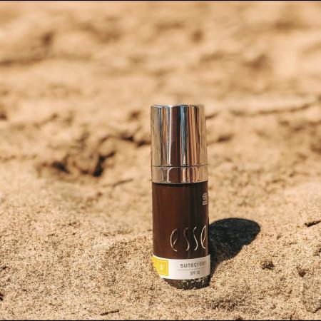 Сонцезахисний крем для обличчя та тіла SPF 30 ESSE Sunscreen S1