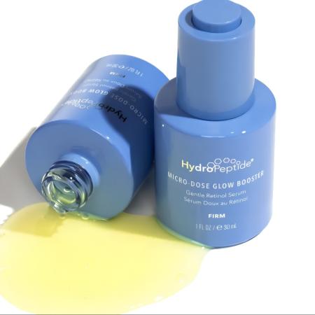 Делікатна сироватка з ретинолом HydroPeptide Micro-dose Glow Booster