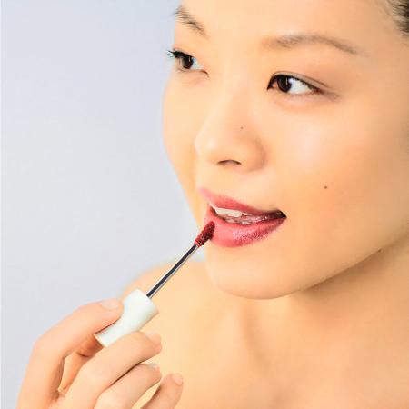Средство для ухода за кожей губ с эффектом наполнения HydroPeptide Perfecting Gloss