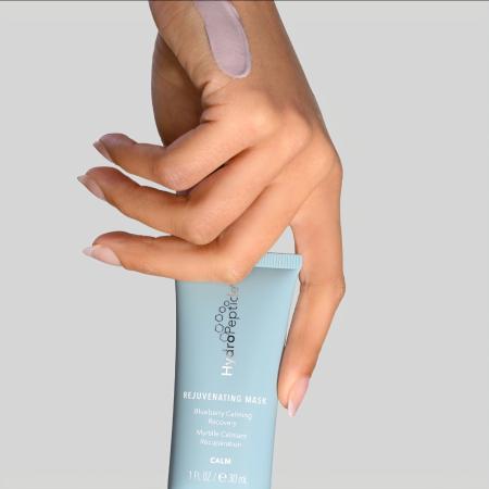 Восстанавливающая черничная маска HydroPeptide Rejuvenating Mask