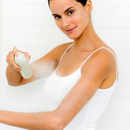 Сонцезахисний спрей для тіла HydroPeptide Solar Defense Body SPF 30