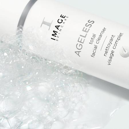 Очищаючий гель з АНА Image Skincare Ageless Total Facial Cleanser
