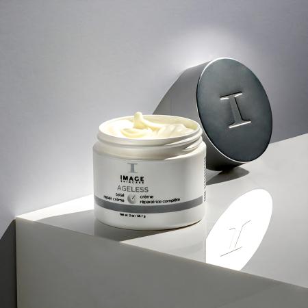 Омолоджуючий нічний крем Image Skincare Ageless Total Repair Cream