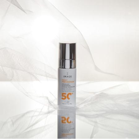 Усиленный минеральный увлажняющий крем SPF 50 Image Skincare Daily Prevention Advanced Smartblend Mineral Moisturizer SPF 50+