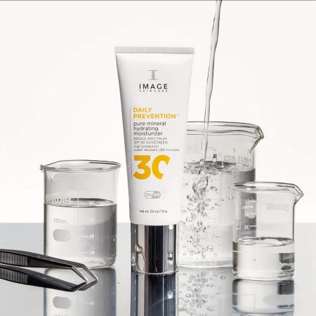 Зволожуючий мінеральний SPF крем для обличчя Image Skincare Daily Prevention Pure Mineral Hydrating Moisturizer SPF 30