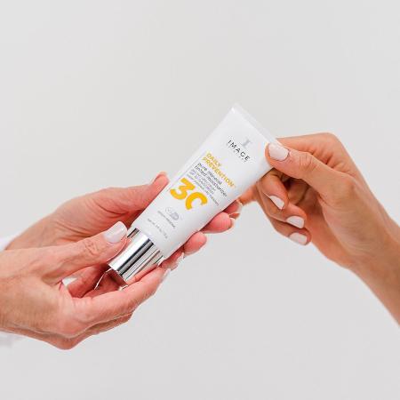 Тонирующий увлажняющий крем с минералами Image Skincare Daily Prevention Pure Mineral Tinted Moisturizer SPF 30