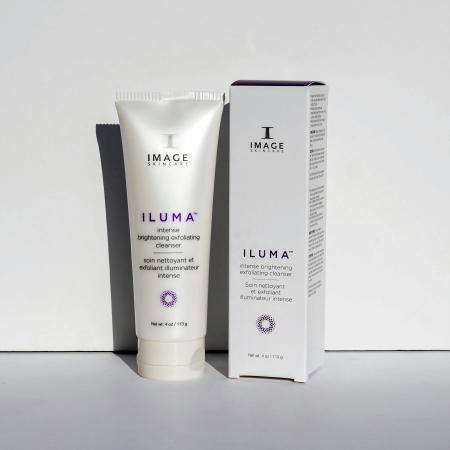 Освітлювальний клінсер-ексфоліант для сяйва шкіри — Image Skincare Iluma Intense Brightening Exfoliating Cleanser