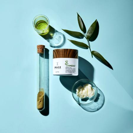 Био-пептидный ночной крем с фитоэстрогенами Image Skincare Ormedic Balancing Bio Peptide Cream