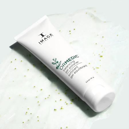 Балансуючий гель-скраб для обличчя з алое — Image Skincare Ormedic Balancing Gel Polisher