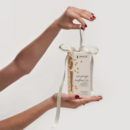 Подарунковий набір «Делікатний догляд» міні Image Skincare Image Skincare Unwrap Radiance Mini Gift Set