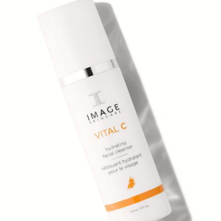 Очищаюче молочко з вітаміном С Image Skincare Vital C Hydrating Facial Cleanser