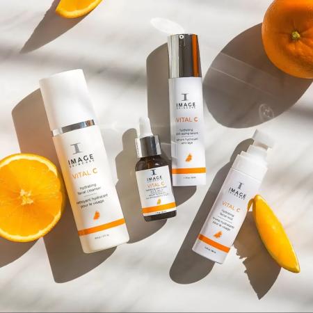 Очищаюче молочко з вітаміном С Image Skincare Vital C Hydrating Facial Cleanser
