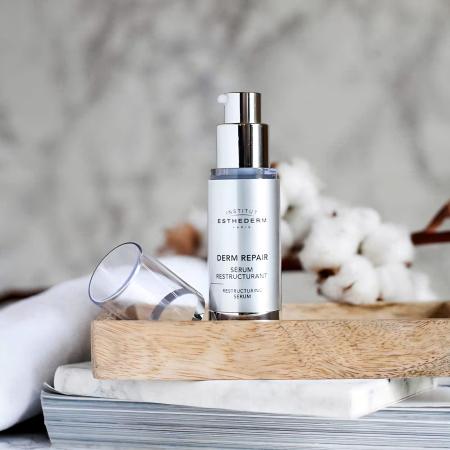 Восстанавливающая сыворотка Institut Esthederm Derm Repair