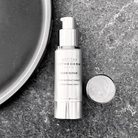 Восстанавливающая сыворотка Institut Esthederm Derm Repair
