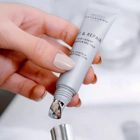 Розгладжувальний догляд навколо очей Institut Esthederm Lift&Repair Eye Contour Smooting Care