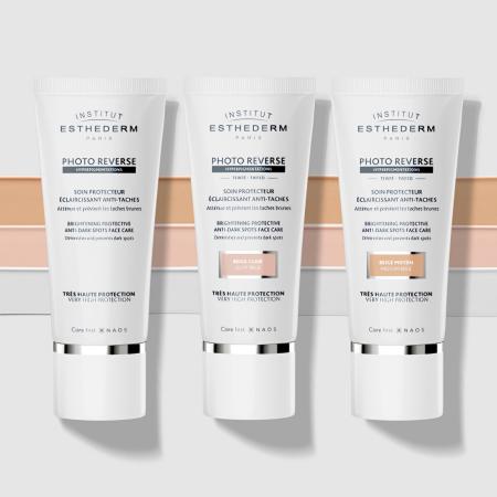 Крем при пігментації для обличчя з тоном (Light Beige) Institut Esthederm Photo Reverse Brightening Protective Anti Dark Spotsface Care