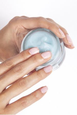 Зволожуючий крем-гель для обличчя Instytutum Hydrafusion 4D HA Hydrating Water Burst Cream