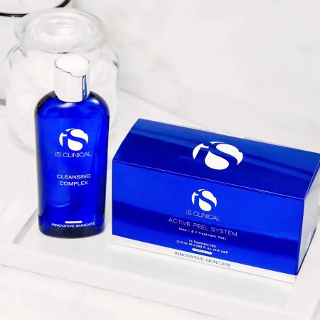 Інноваційна пілінгова система для оновлення шкіри — Is Clinical Active Peel Treatment System