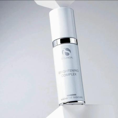 Освітлюючий крем для обличчя Is Clinical Brightening Complex