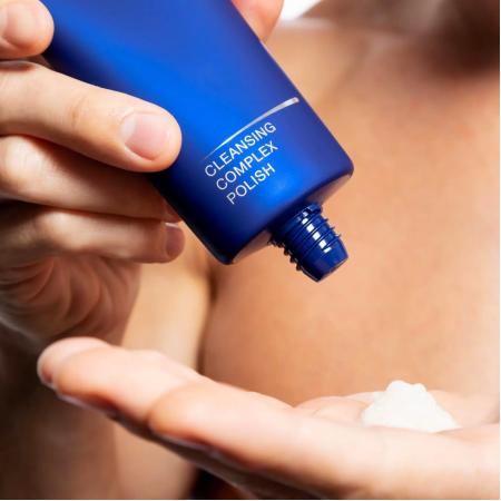 Гранульований гель-скраб для обличчя iS Clinical Cleansing Complex Polish