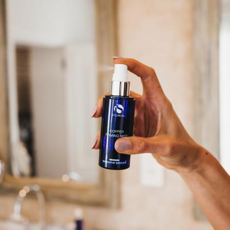 Зміцнюючий спрей з міддю Is Clinical Copper Firming Mist