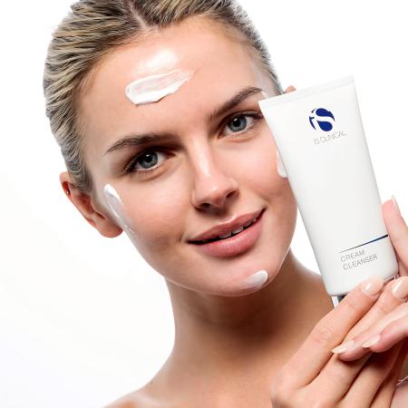 Крем для очищення шкіри Is Clinical Cream Cleanser