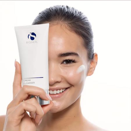 Крем для очищення шкіри Is Clinical Cream Cleanser