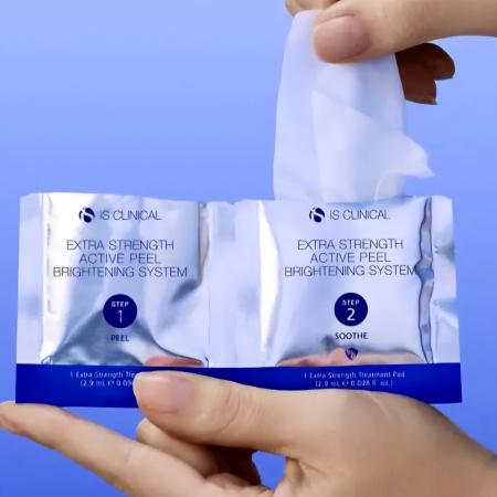 Пілінг-система для оновлення та освітлення обличчя Is Clinical Extra Strength Active Peel Brightening System