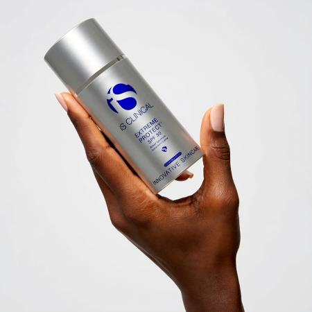 Сонцезахисний крем Is Clinical Extreme Protect SPF 30