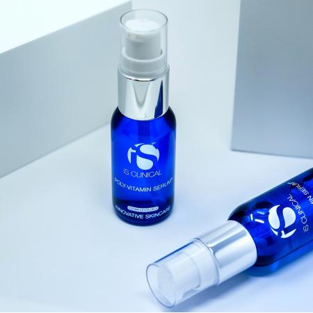Відновлювальна сиворотка Is Clinical Poly-Vitamin Serum